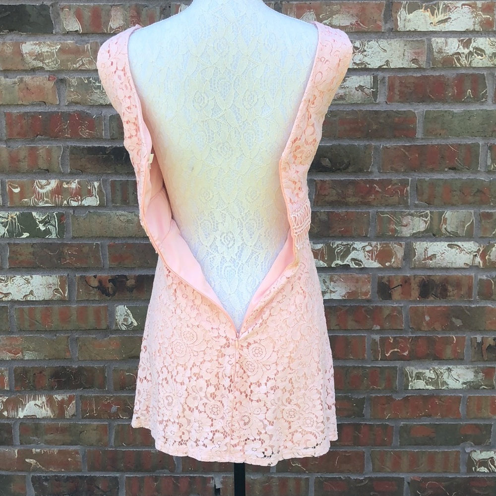 Francesca’s dress - Picture 4 of 6
